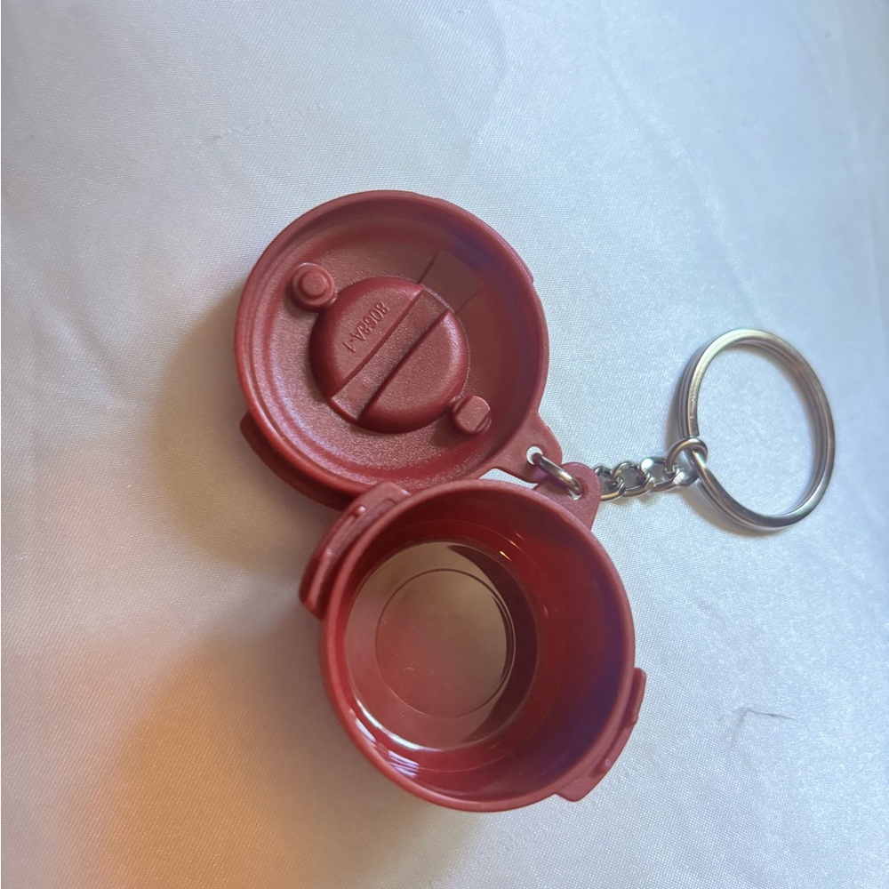 Tupperware Burgundy Keychain Accessory - Picture 4 of 4